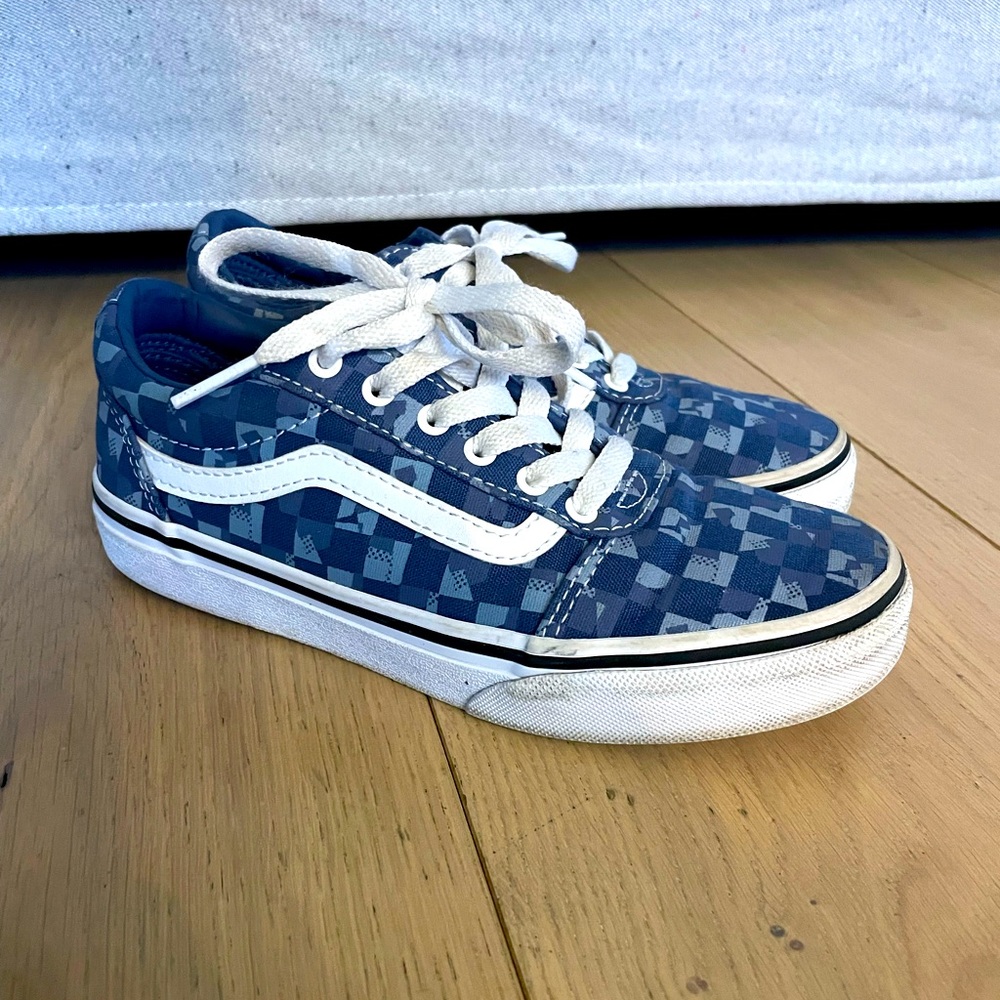 Vans Blue Checkered Youth Size 2